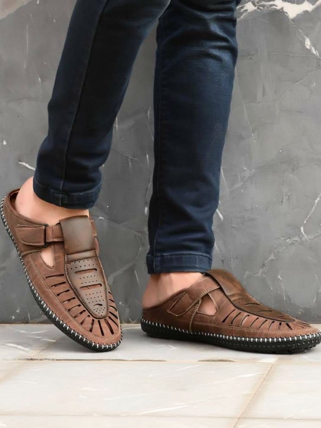 MEN'S AVENUE Men Fisherman Sandals - view 1