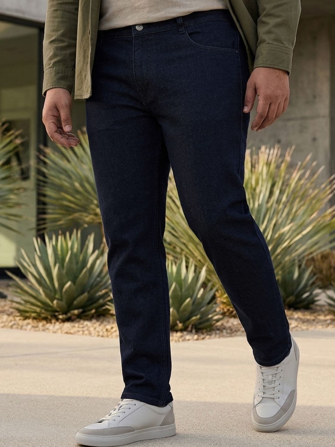 Urbano Plus Men Navy Blue Regular Fit Mid-Rise Clean Look Stretchable Jeans - view 1