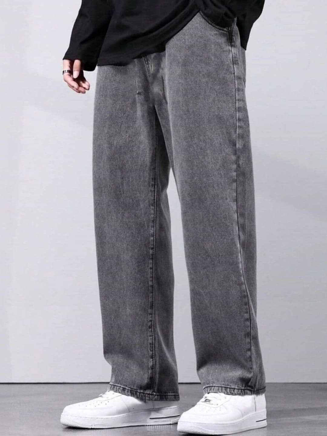 GARTEEN Men Wide Leg Mid-Rise Light Fade Stretchable Jeans - view 1