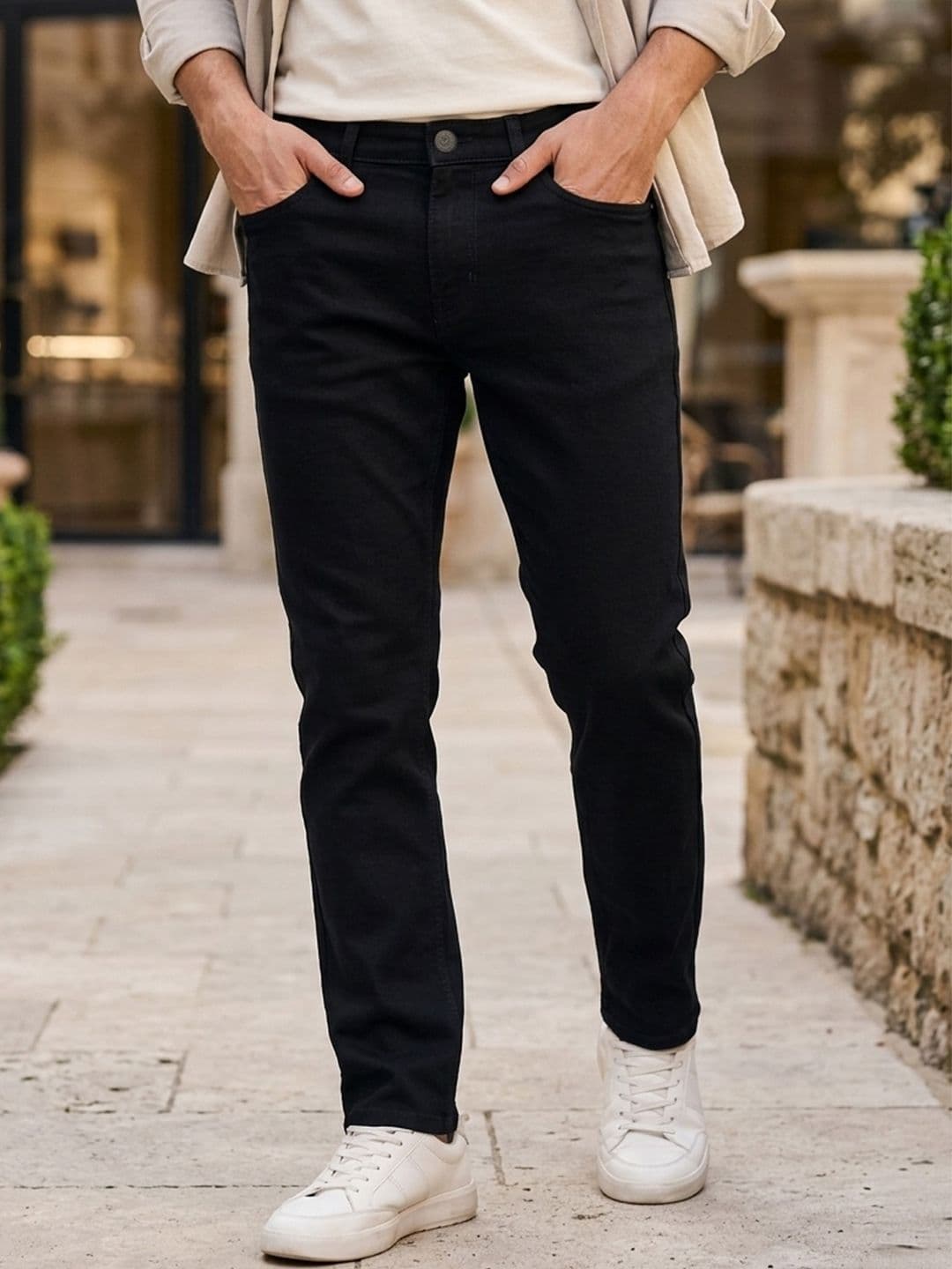Urbano Fashion Men Black Slim Fit Mid-Rise Clean Look Stretchable Jeans - view 1