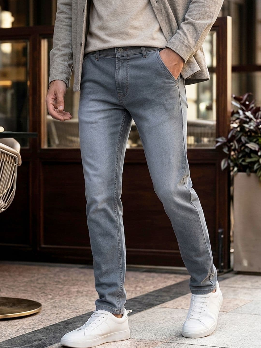 Urbano Fashion Men Grey Slim Fit Mid-Rise Clean Look Stretchable Jeans