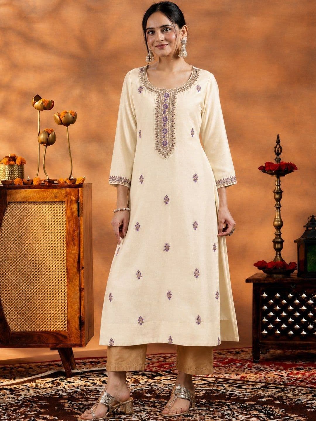 rarethread Women Ethnic Motifs Embroidered Thread Work Kurta - view 1