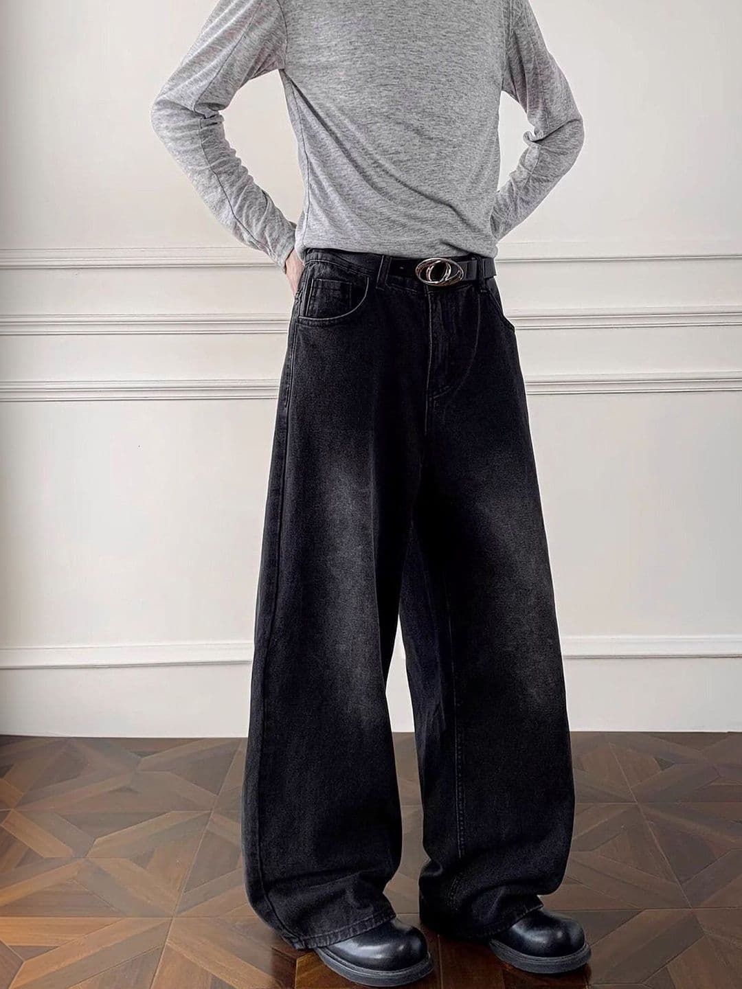 Kotty Men Relaxed Fit Low-Rise Light Fade Jeans - view 1