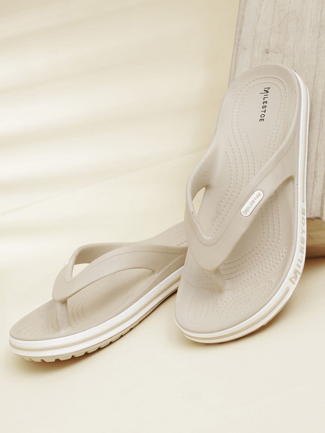 MILESTOE Men Thong Flip-Flops - view 1