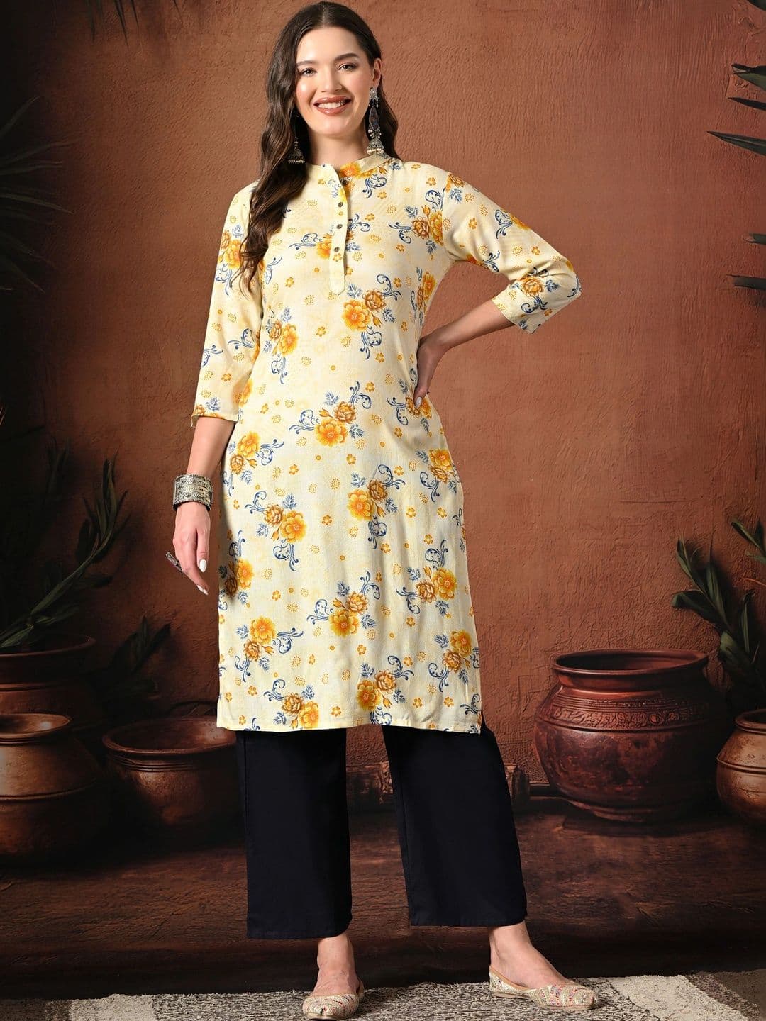 HERE&NOW Women Floral Printed Floral Kurta - view 1