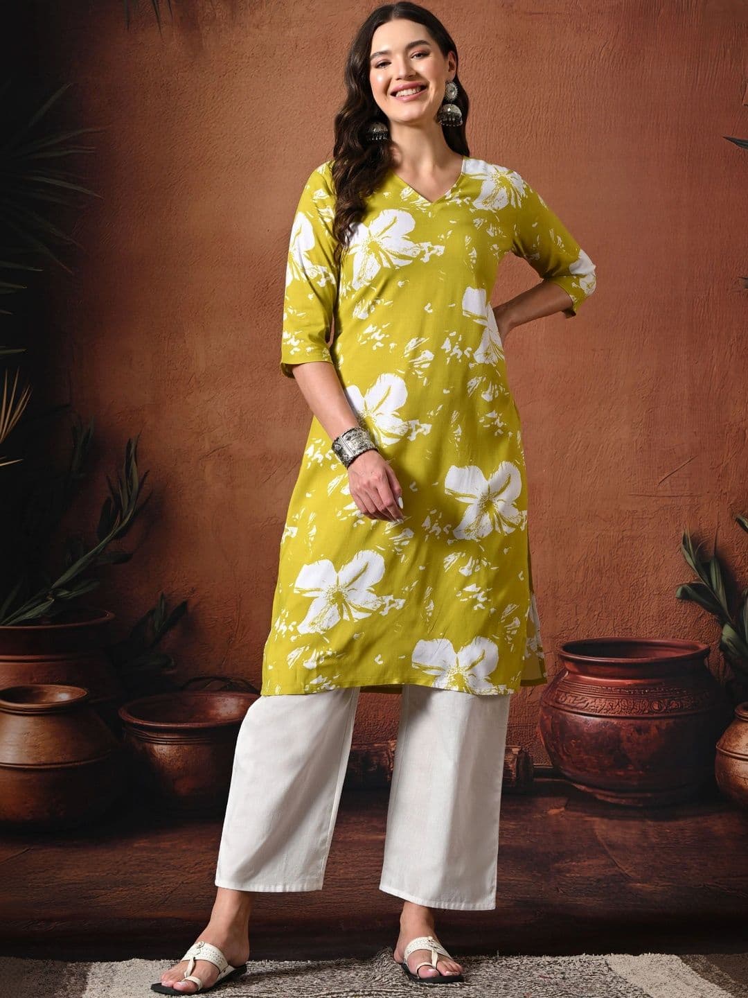 HERE&NOW Women Floral Printed Floral Kurta - view 1