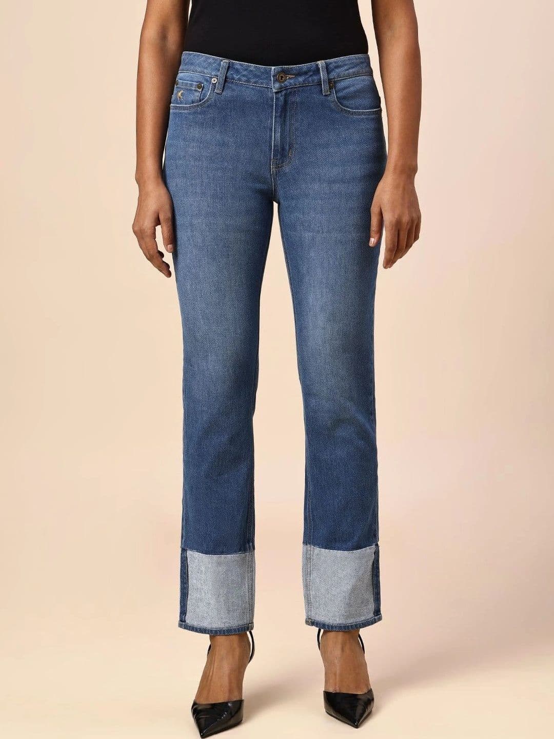 Chemistry Women Straight Fit Mid-Rise Cuffed Hem Jeans - view 1