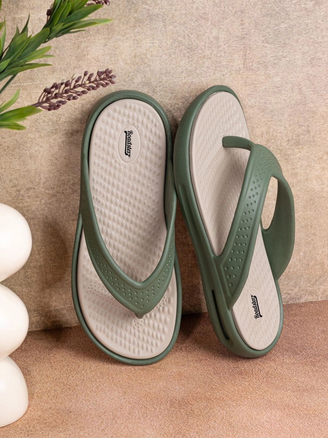 Roadster Men Thong Flip-Flops - view 1