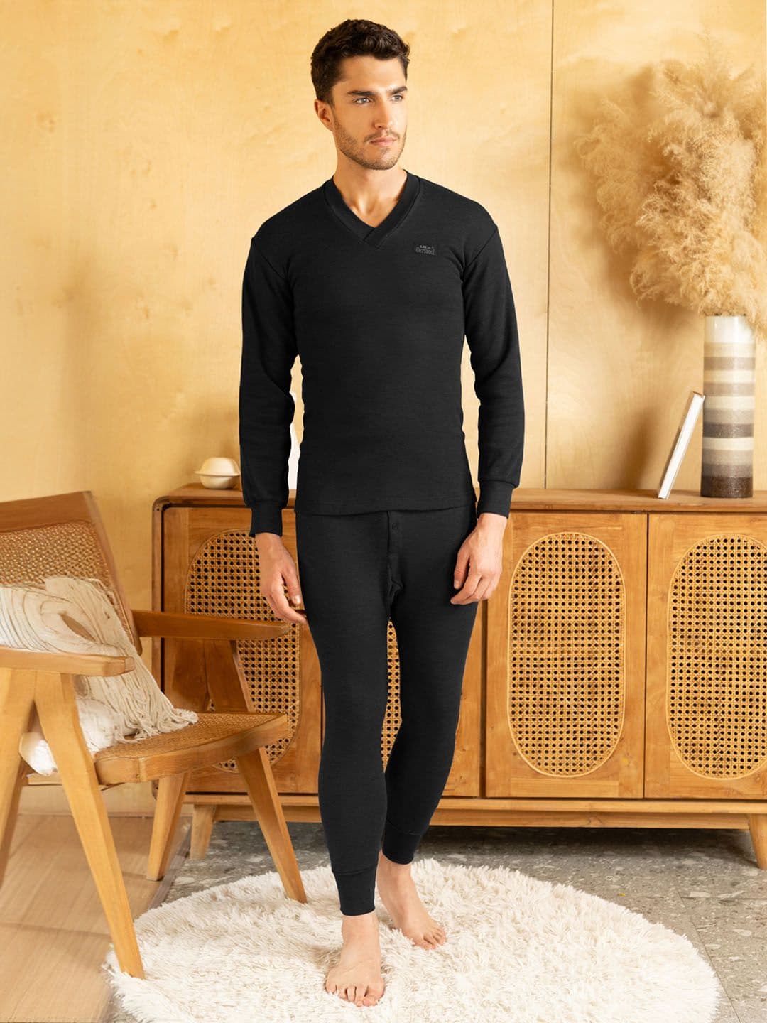 Lux Cottswool Men Plus Size Black Solid Cotton Thermal Set - view 1
