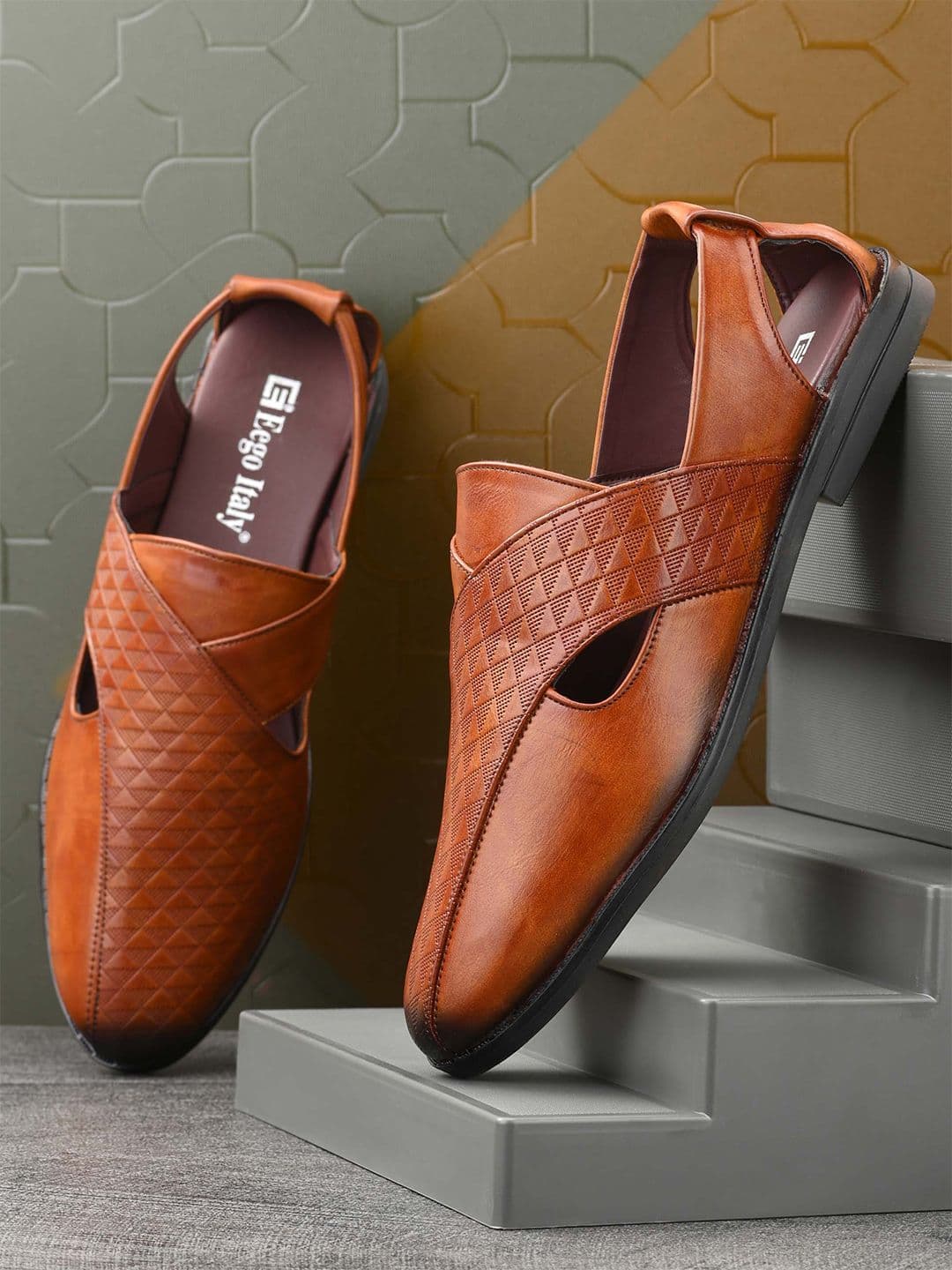 Eego Italy Men Tan & Black Shoe-Style Slip On Sandals - view 1