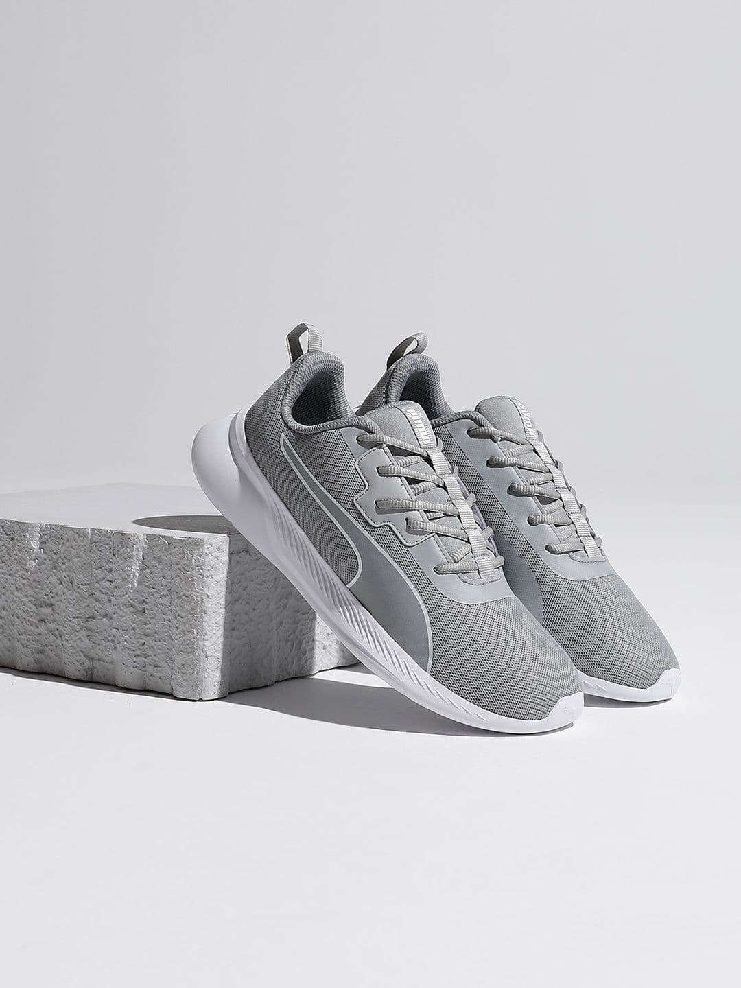 Puma Men Walk Max Walking Shoes - view 1
