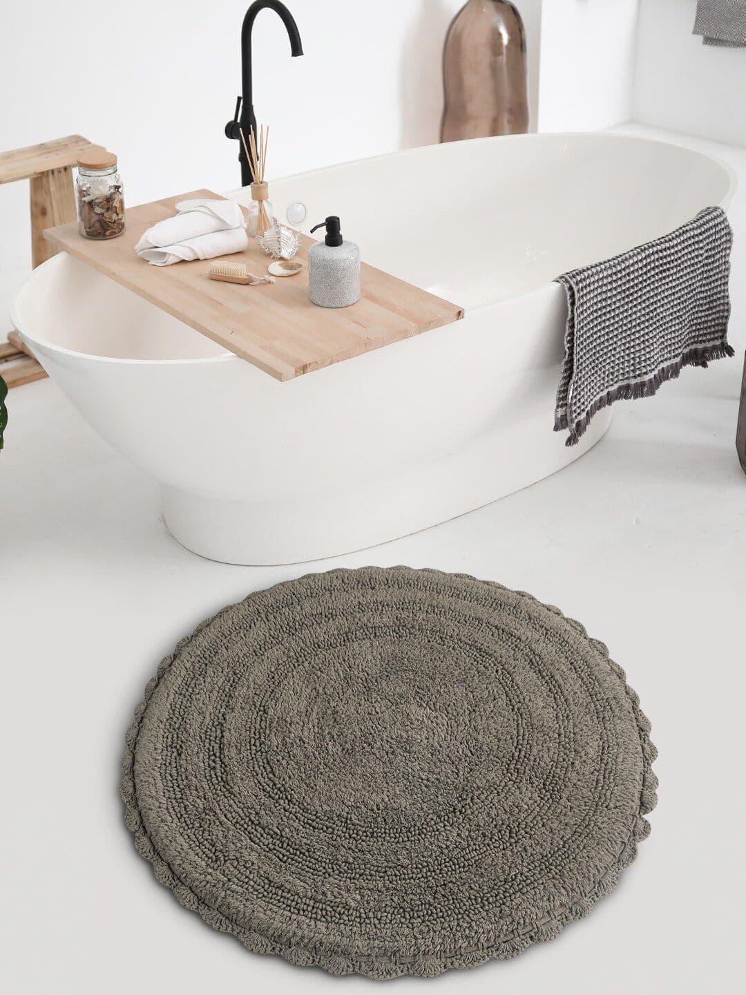 SASHAA WORLD 2000 GSM Anti-Skid Bath Rug - view 1