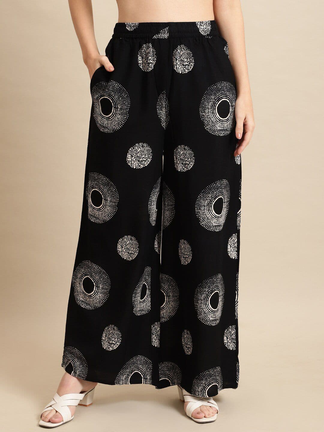 Pistaa Women Printed Flared Palazzos - view 1