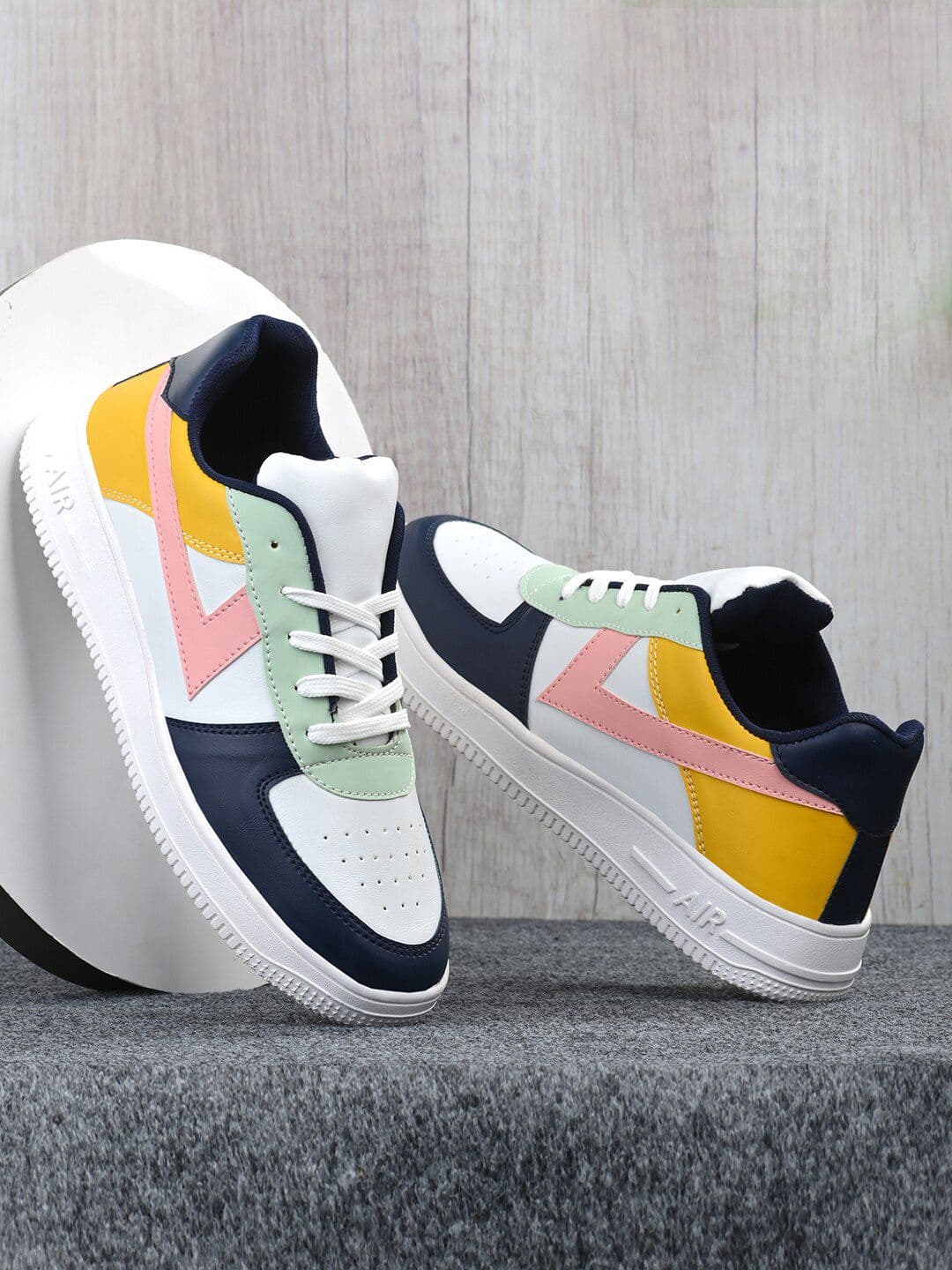Mactree Men Walking Shoes - view 1