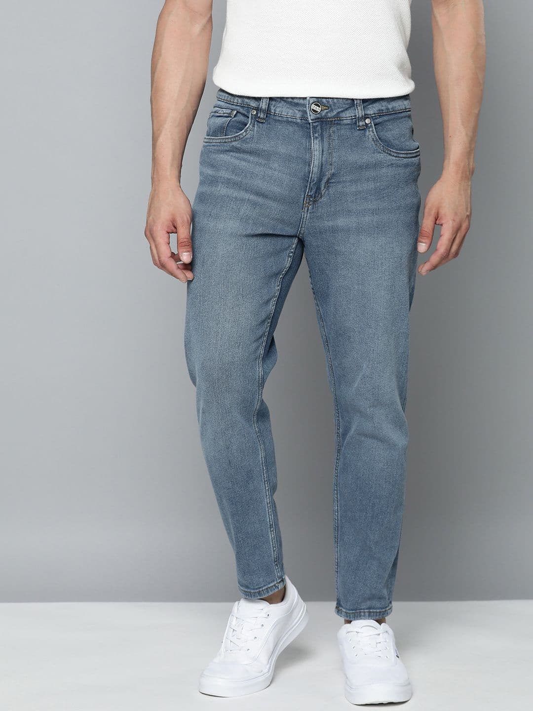 M&H Our Water Men Carrot Fit Light Fade Stretchable Sustainable Jeans - view 1