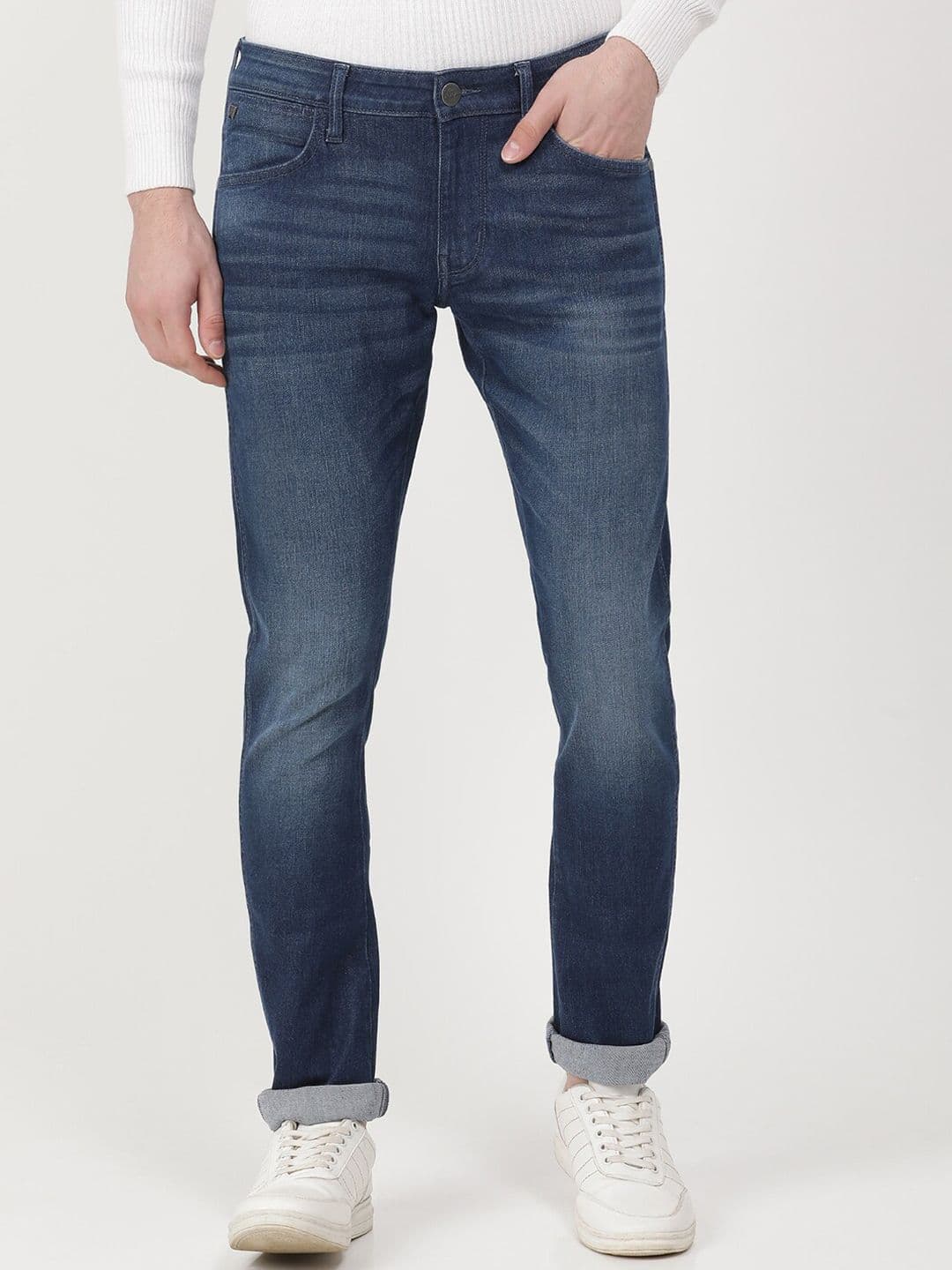 Wrangler Men Vegas Skinny Fit Low-Rise Light Fade Stretchable Jeans - view 1