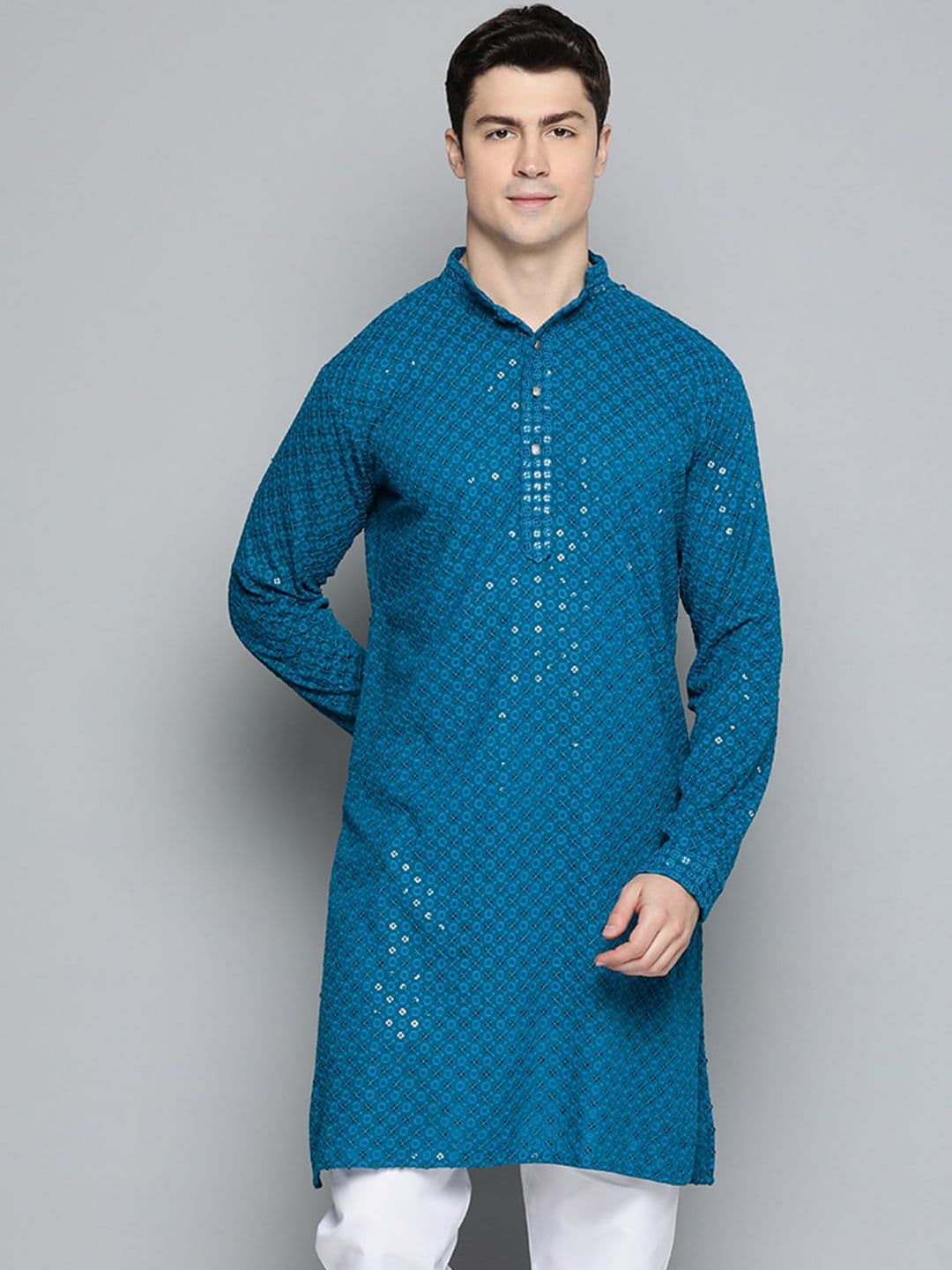 Jompers Men Embroidered Cotton Sequinned Kurta - view 1