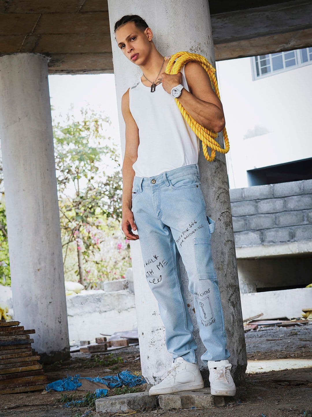 The Indian Garage Co Men Relaxed Fit Light Fade Printed Jeans - view 1
