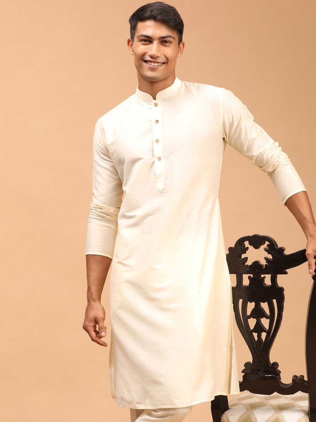 VASTRAMAY Men Straight Kurta - view 1