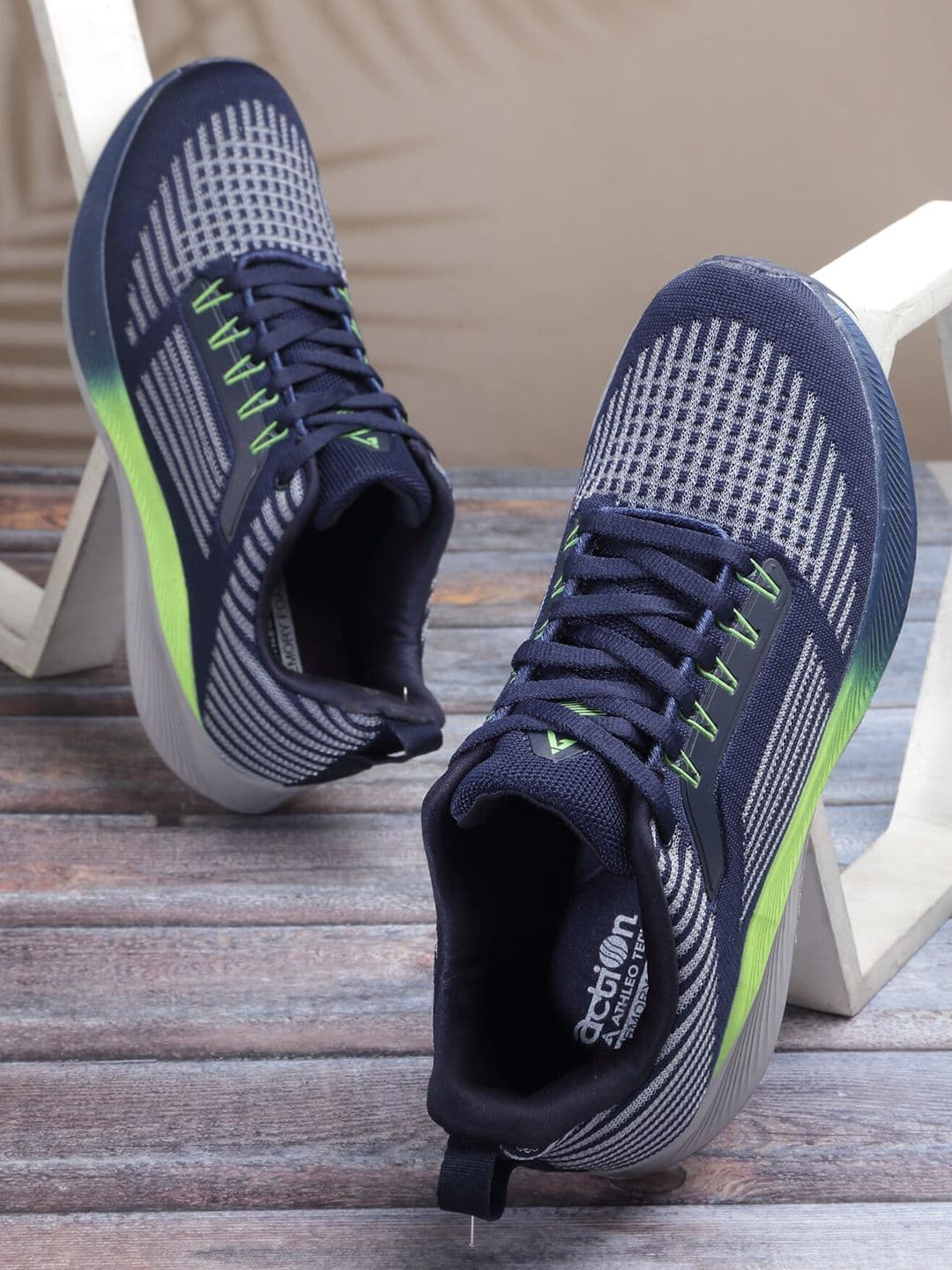 Action Men Mesh Running Non-Marking Sports Shoes - view 1