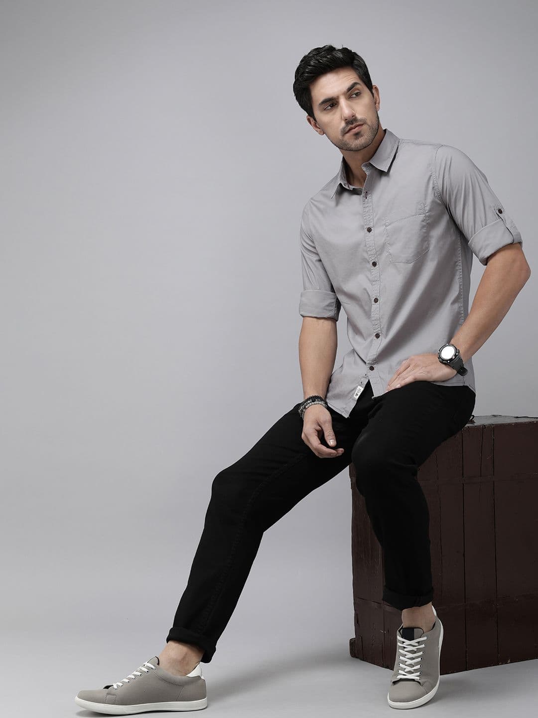 The Roadster Lifestyle Co. Men Solid Roll Up Sleeves Casual Shirt - view 1