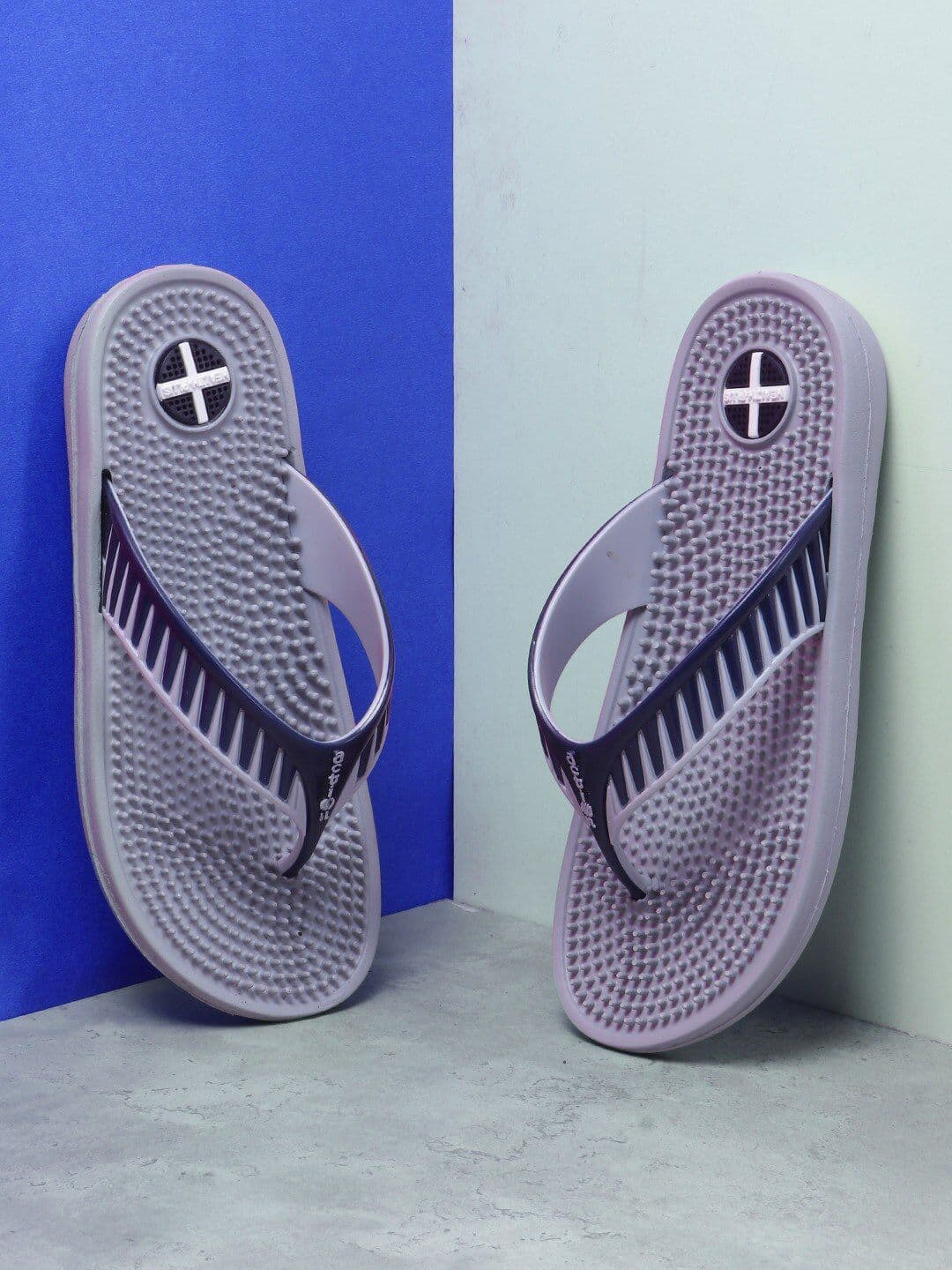 Action EVA Flotter Men Self Design Rubber Thong Flip-Flops - view 1