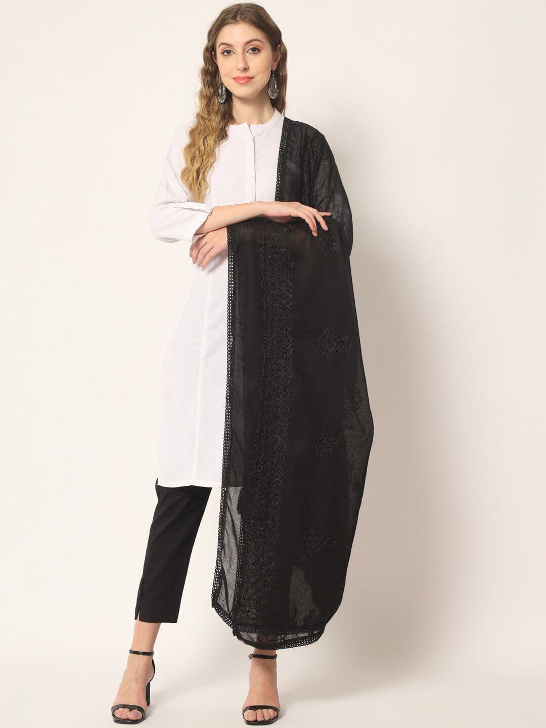 Zamour Embroidered Cotton Dupatta - view 1