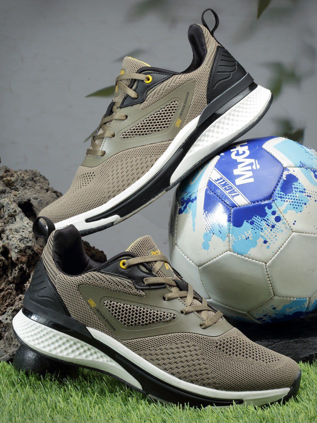 Action Men Mesh Running Non-Marking Sports Shoes ATG-704 - view 1