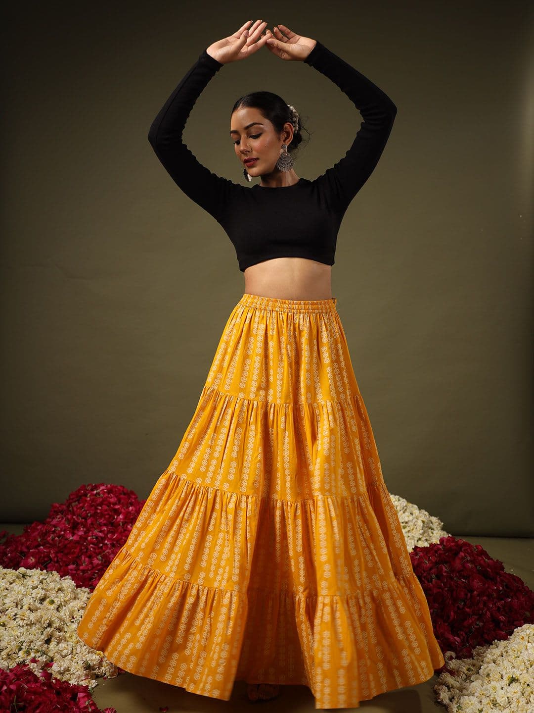 anayna Floral Printed Tiered Flared Maxi Skirt - view 1