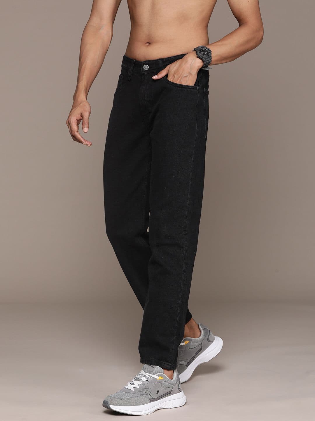 The Roadster Lifestyle Co. Men Blue Relaxed Fit Pure Cotton Jeans - view 1