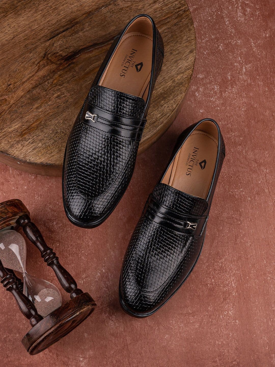 INVICTUS Men Textured Formal Loafers - view 1