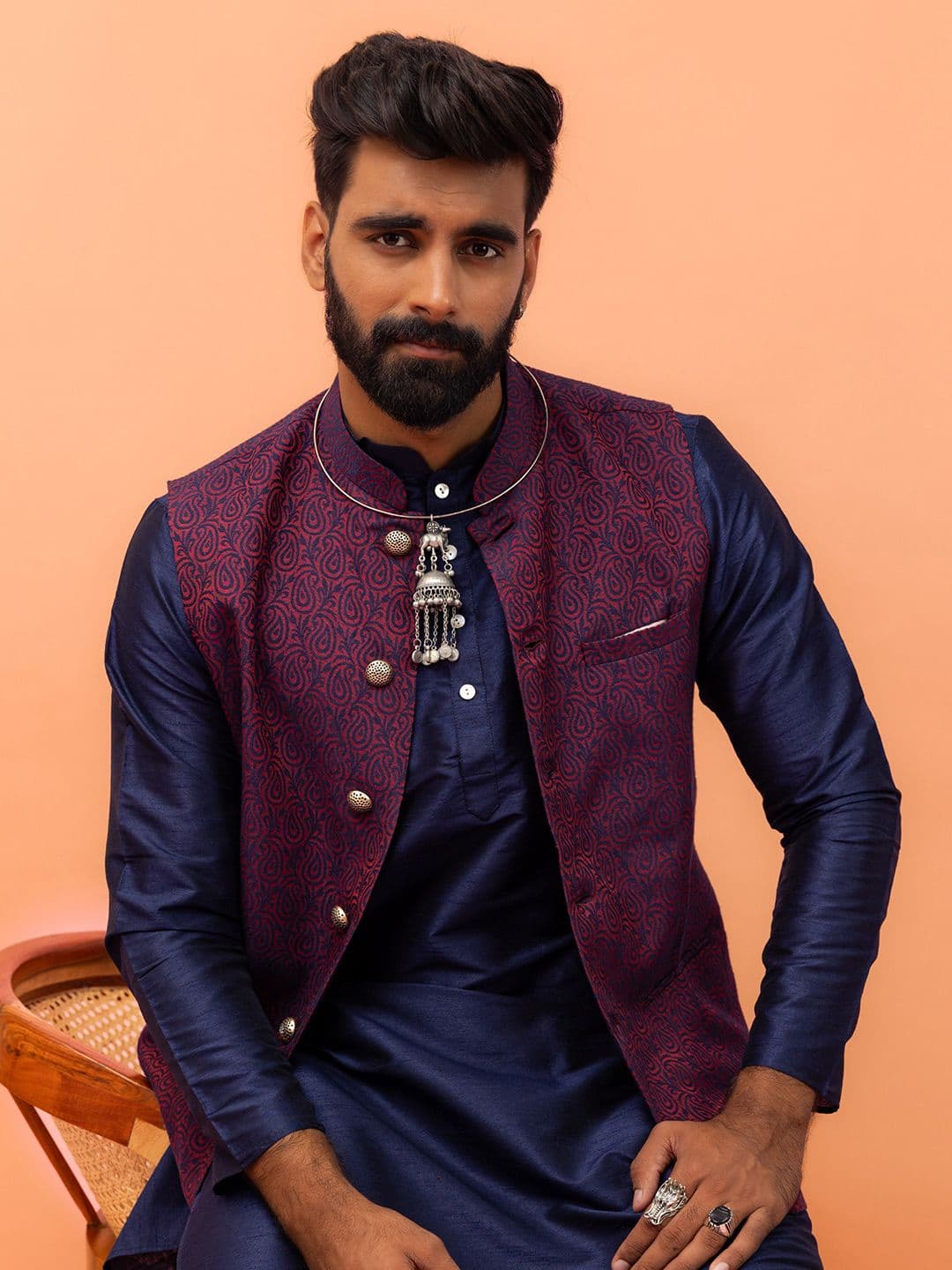 KISAH Men Textured Zari Regular Fit Nehru Jacket - view 1