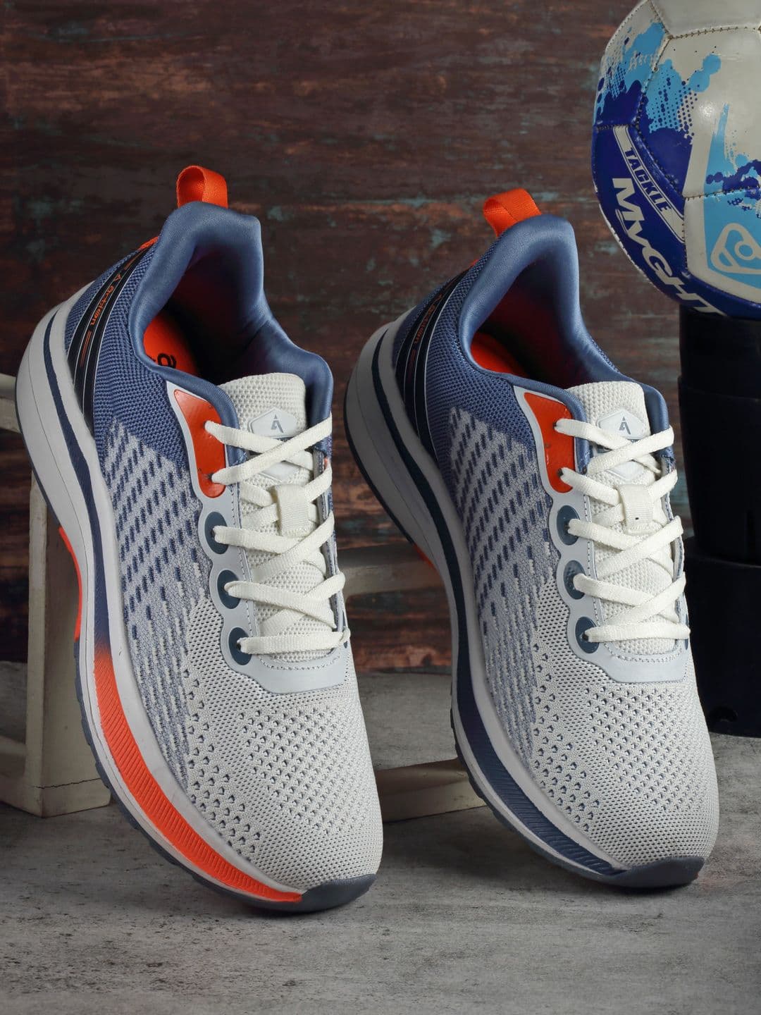 Action Men Mesh Non-Marking Running Shoes - view 1