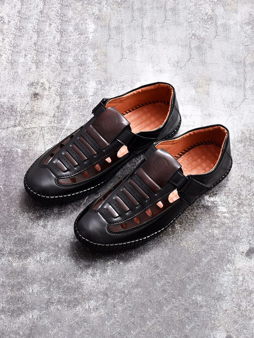 FOXYFOOT Men Textured Velcro Closure Fisherman Sandals With Laser Cuts - view 1