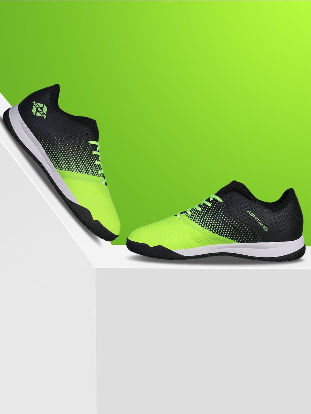 NIVIA Men Ashtang Futsal Non-Marking Football Shoes - view 1