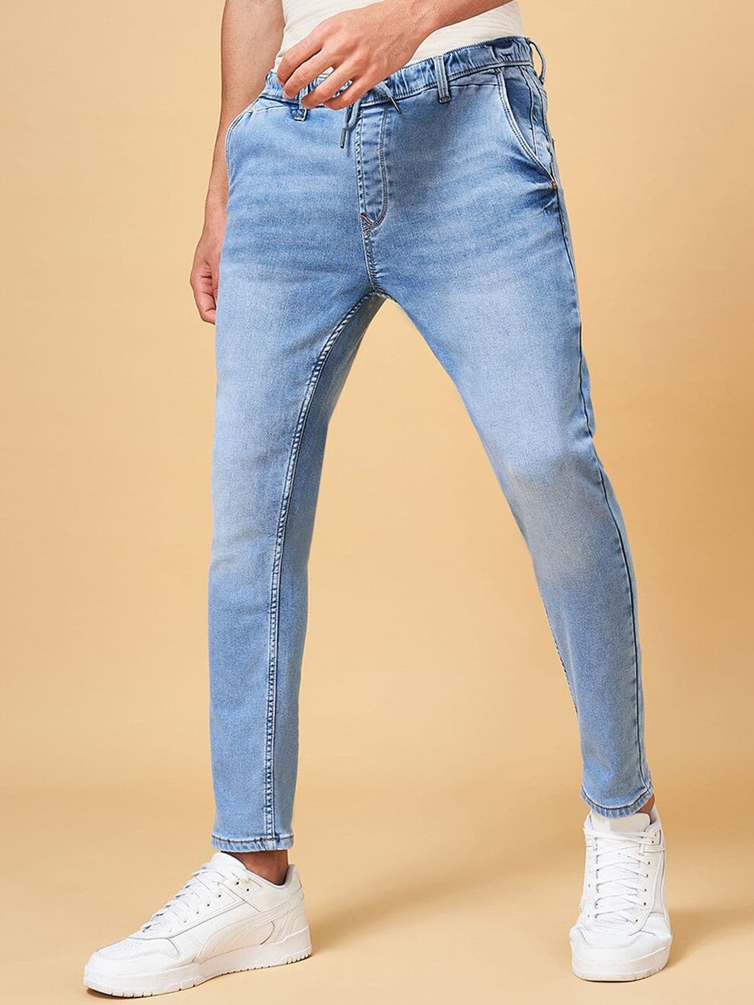 SF JEANS by Pantaloons Men Mid-Rise Slim Fit Light Fade Jeans - view 1