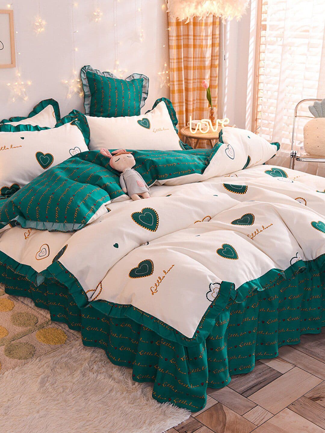 JC HOME Green & White Printed Double King Bedding Set - view 1
