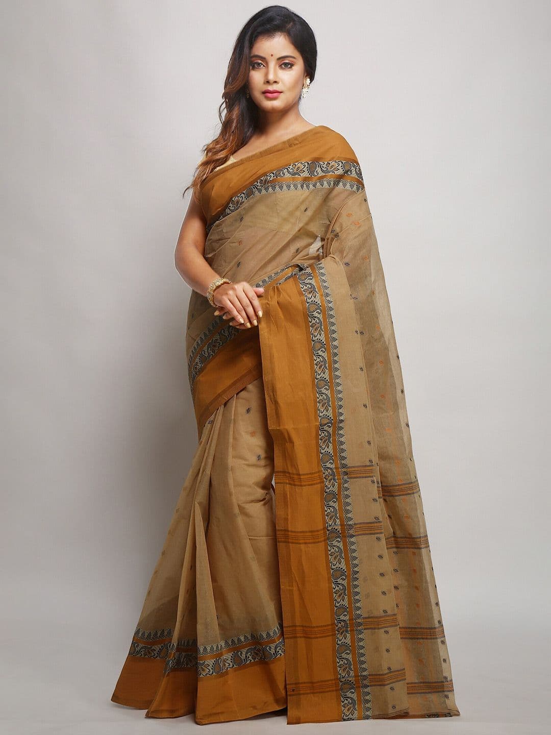 WoodenTant Pure Cotton Taant Saree With Paisley Border - view 1