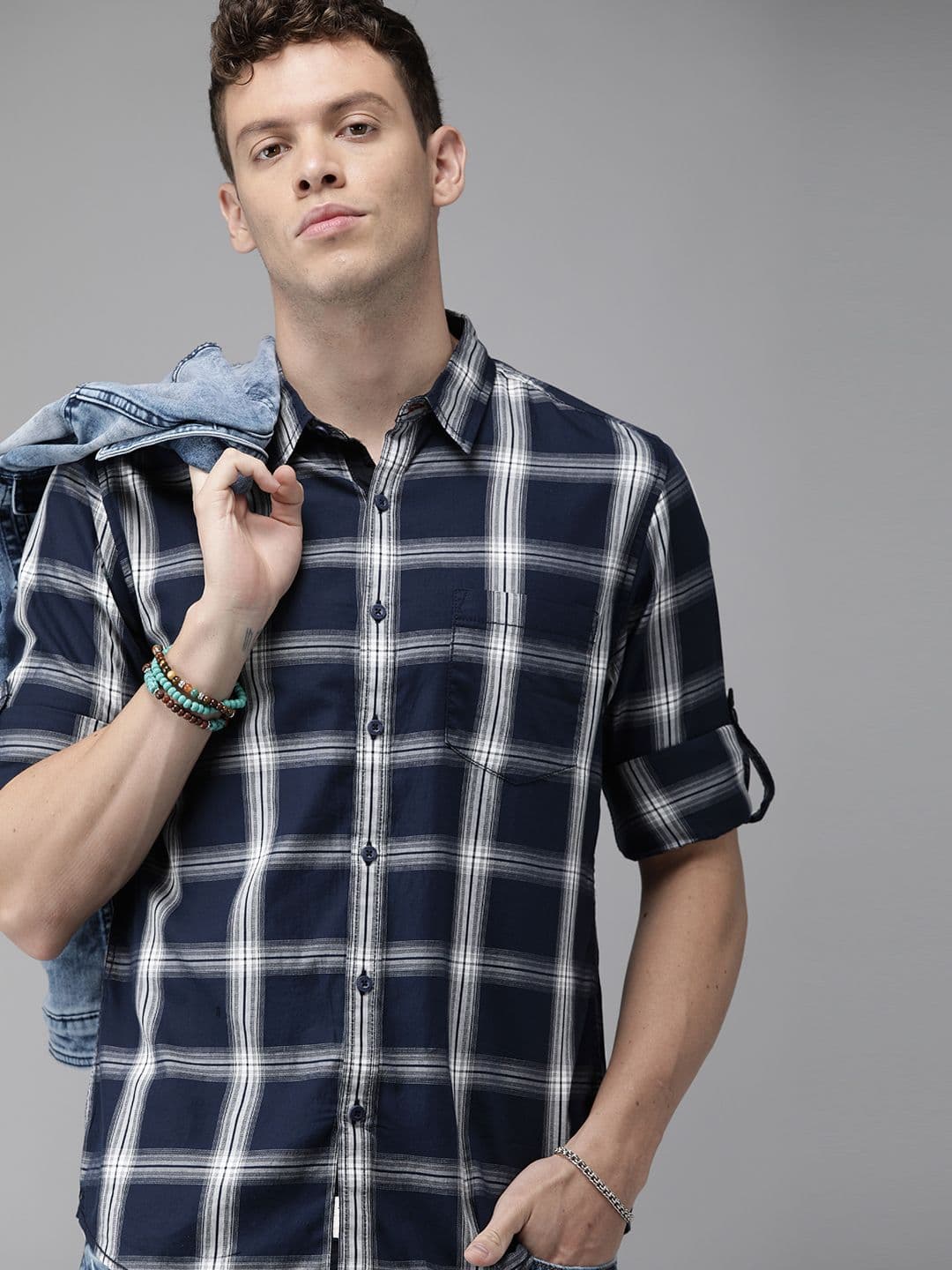 Roadster Men Navy Blue & White Slim Fit Checked Casual Shirt - view 1