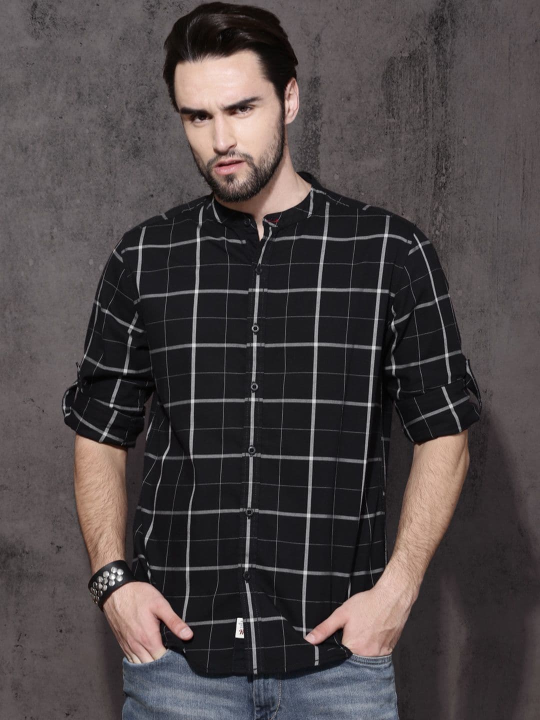Roadster Men Black & Grey Regular Fit Checked Casual Shirt - view 1