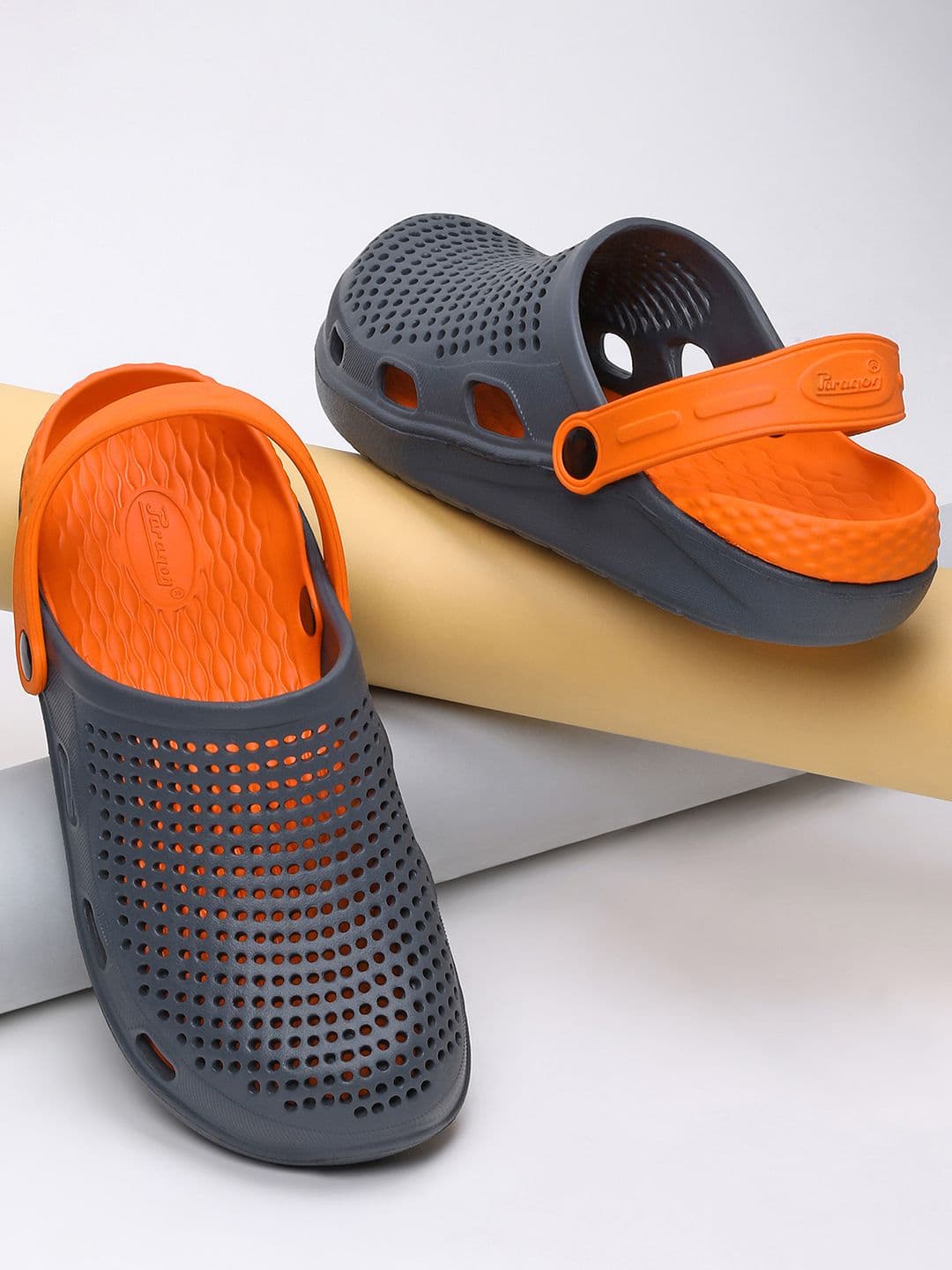Paragon Men Lightweight & Waterpoof Clogs - view 1