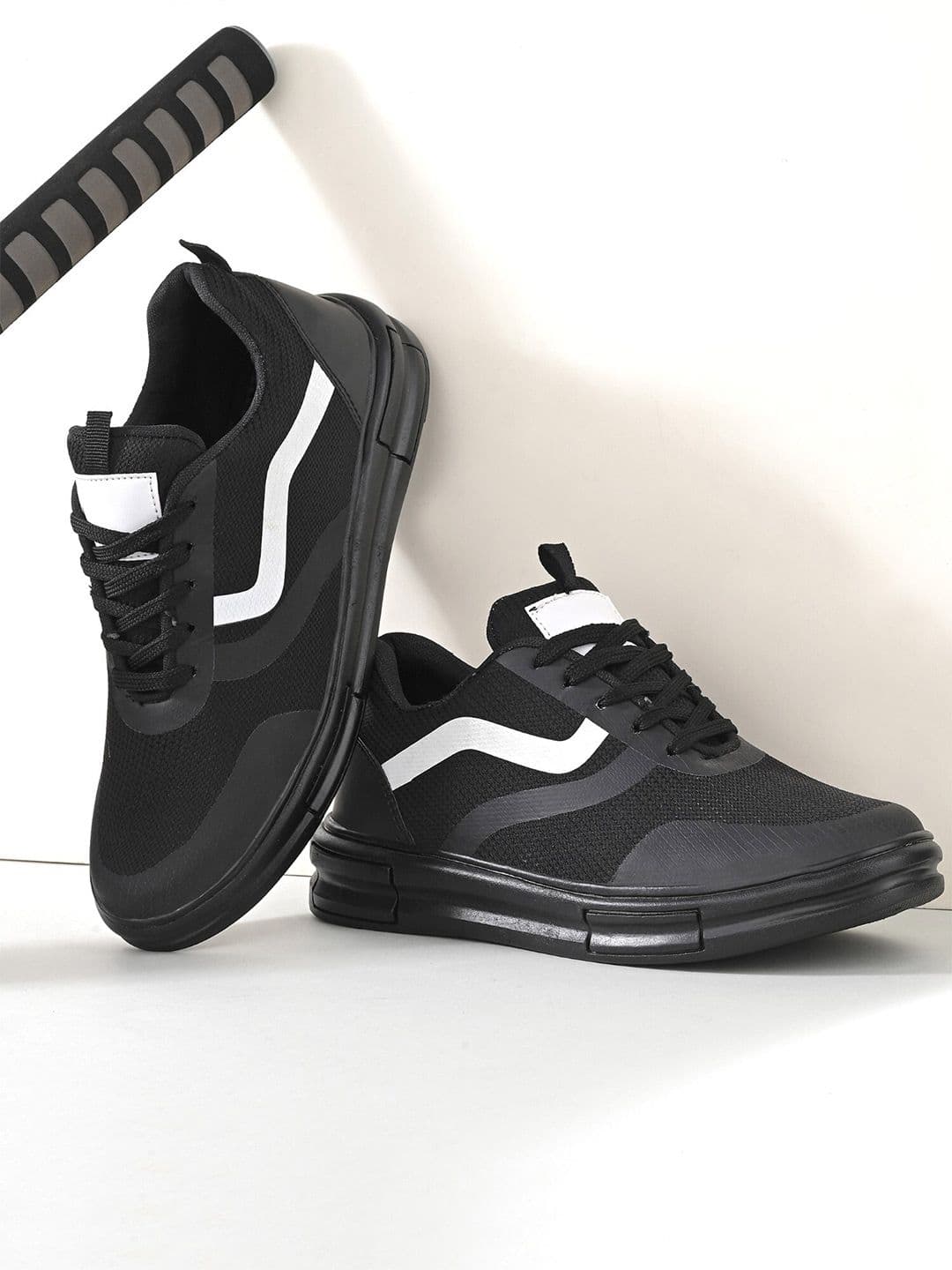 Mast & Harbour Men Black & White Air Max Mesh Marking Running Shoes - view 1