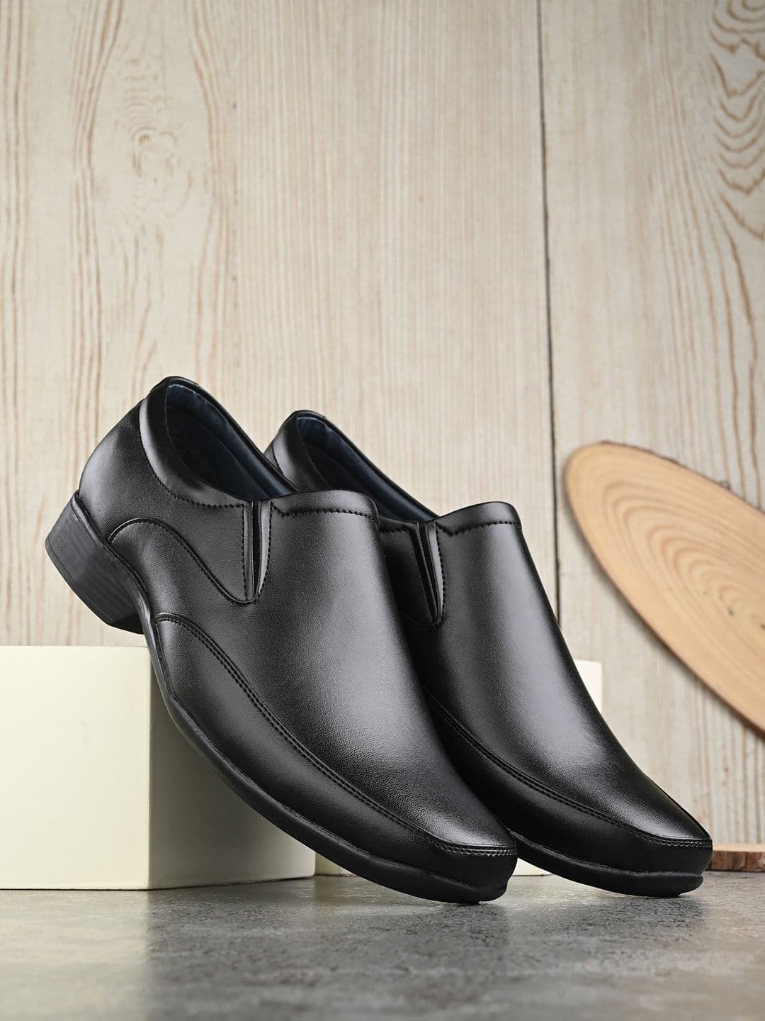 Provogue Men Leather Formal Slip-On Shoes - view 1