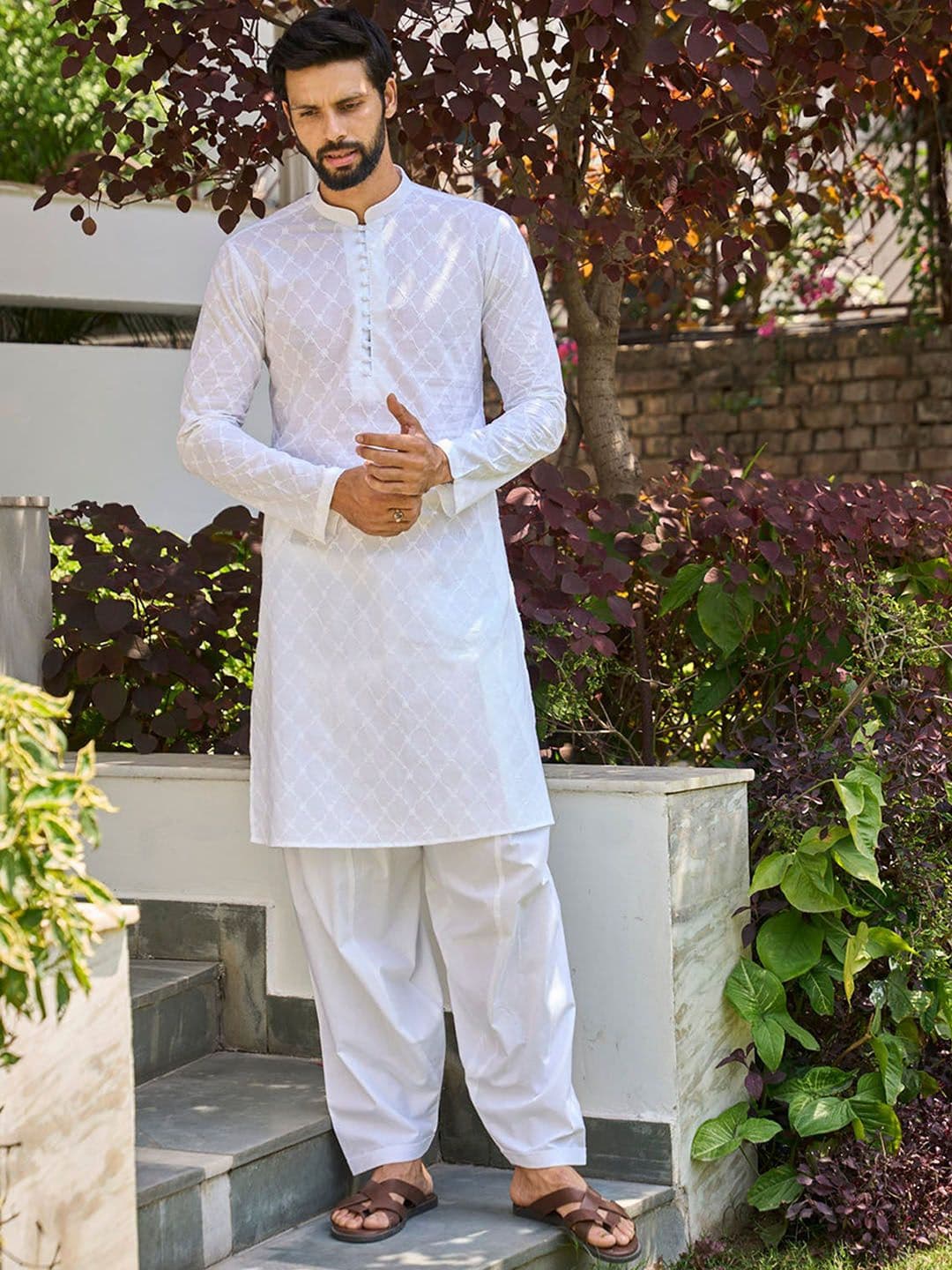 See Designs Ethnic Motif Embroidered Mandarin Collar Pure Cotton Kurta - view 1