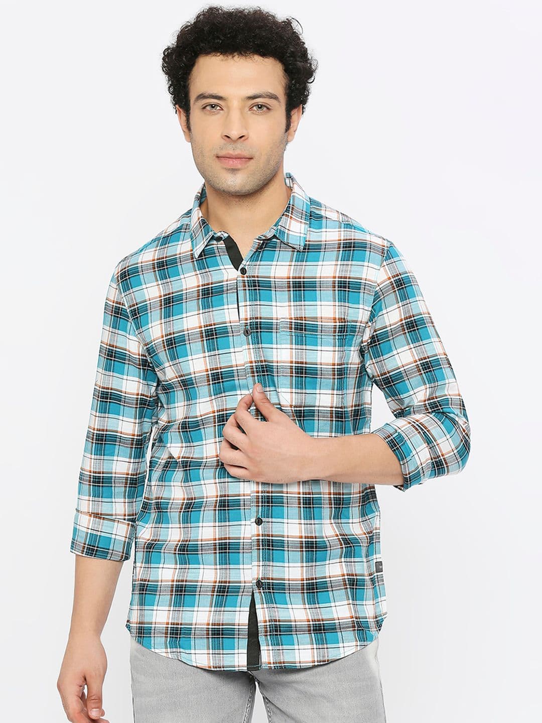 SPYKAR Men Slim Fit Checked Pure Linen Casual Shirt - view 1