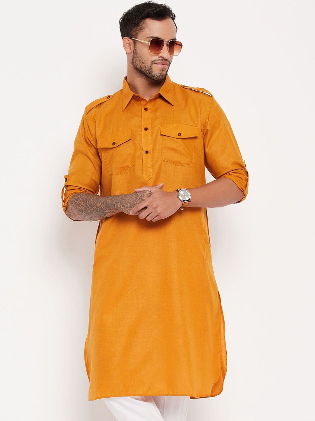 VASTRAMAY Men Solid Regular Pathani Kurta - view 1
