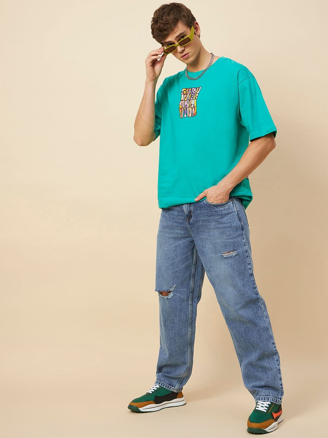 High Star Men Mid-Rise Mildly Distressed Pure Cotton Relaxed Fit Jeans - view 1
