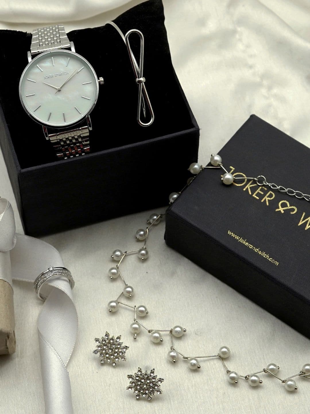 JOKER & WITCH Women Analogue Watch Gift Set - view 1