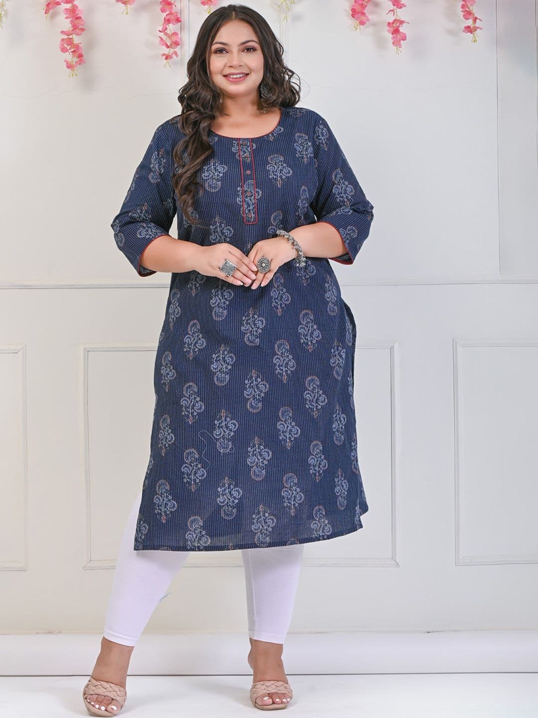 Swasti Plus Size Floral Printed Cotton Kurta - view 1
