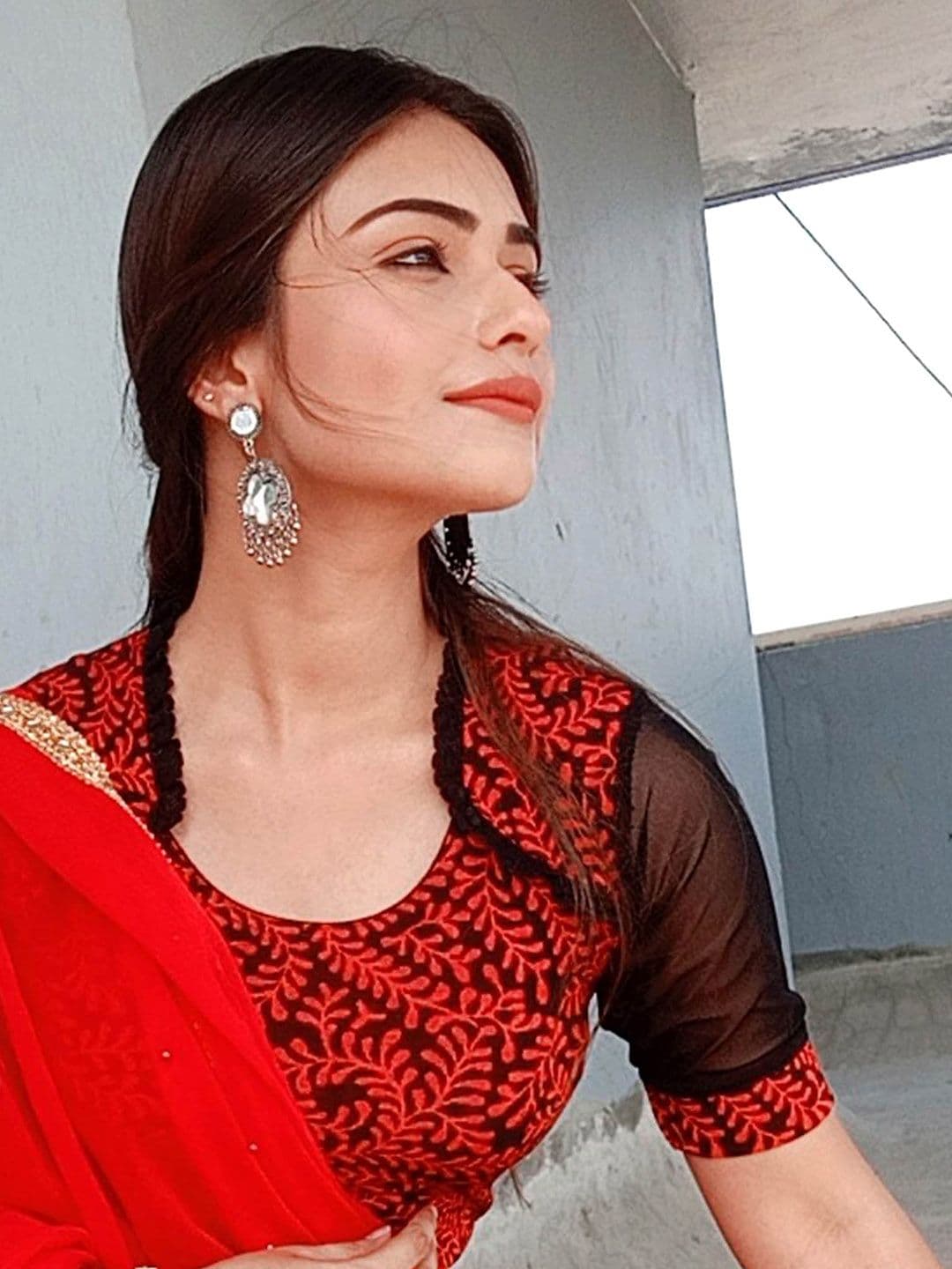 Bindigasm's Advi Lace Collar Detail Stretchable Saree Blouse - view 1